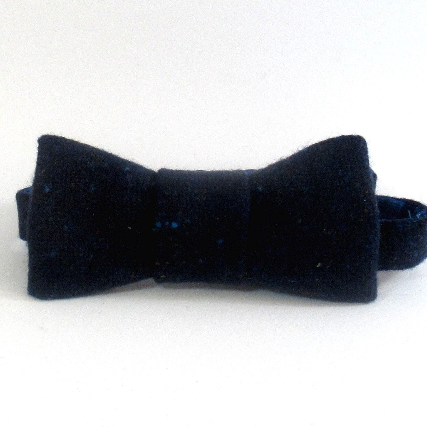 Handmade Donegal Tweed Bow Tie - Navy - Tweed